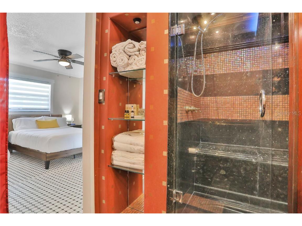 4315 Royal Palm Drive Bradenton FL 34210 A4523220 image32