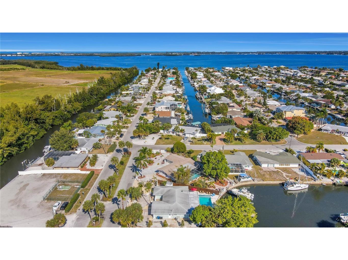 4315 Royal Palm Drive Bradenton FL 34210 A4523220 image4