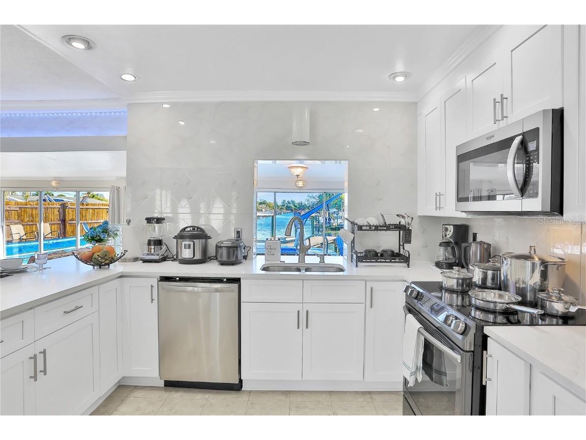 4315 Royal Palm Drive Bradenton FL 34210 A4523220 image9