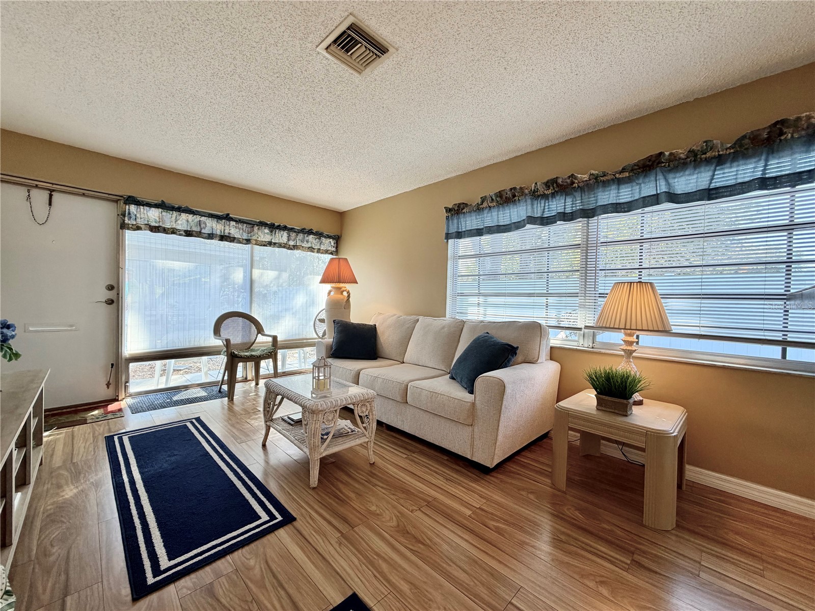 4315 Tahitian Gardens Circle #H Holiday FL 34691 W7882981 image3
