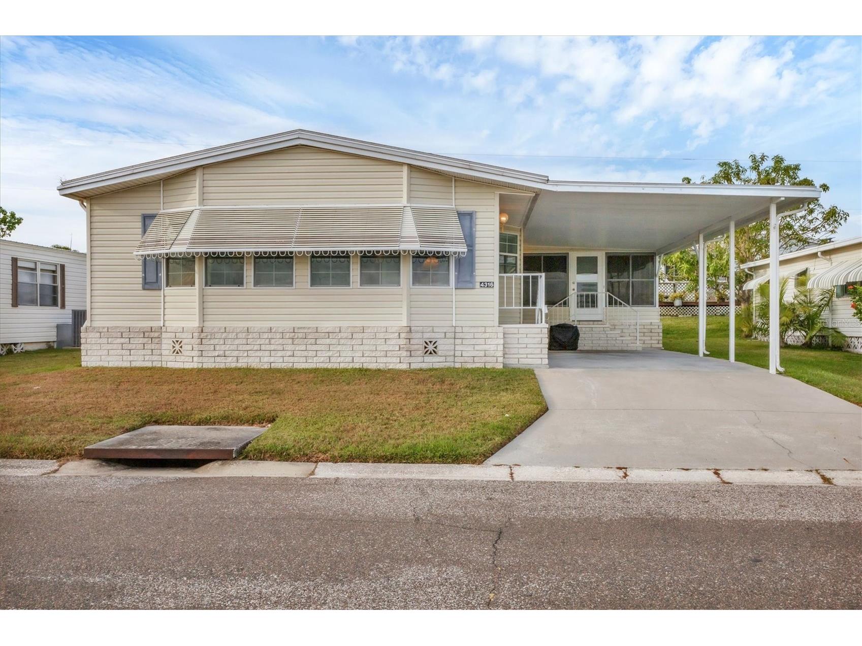 4316 12th Street Court E Ellenton FL 34222 A4634416 image1