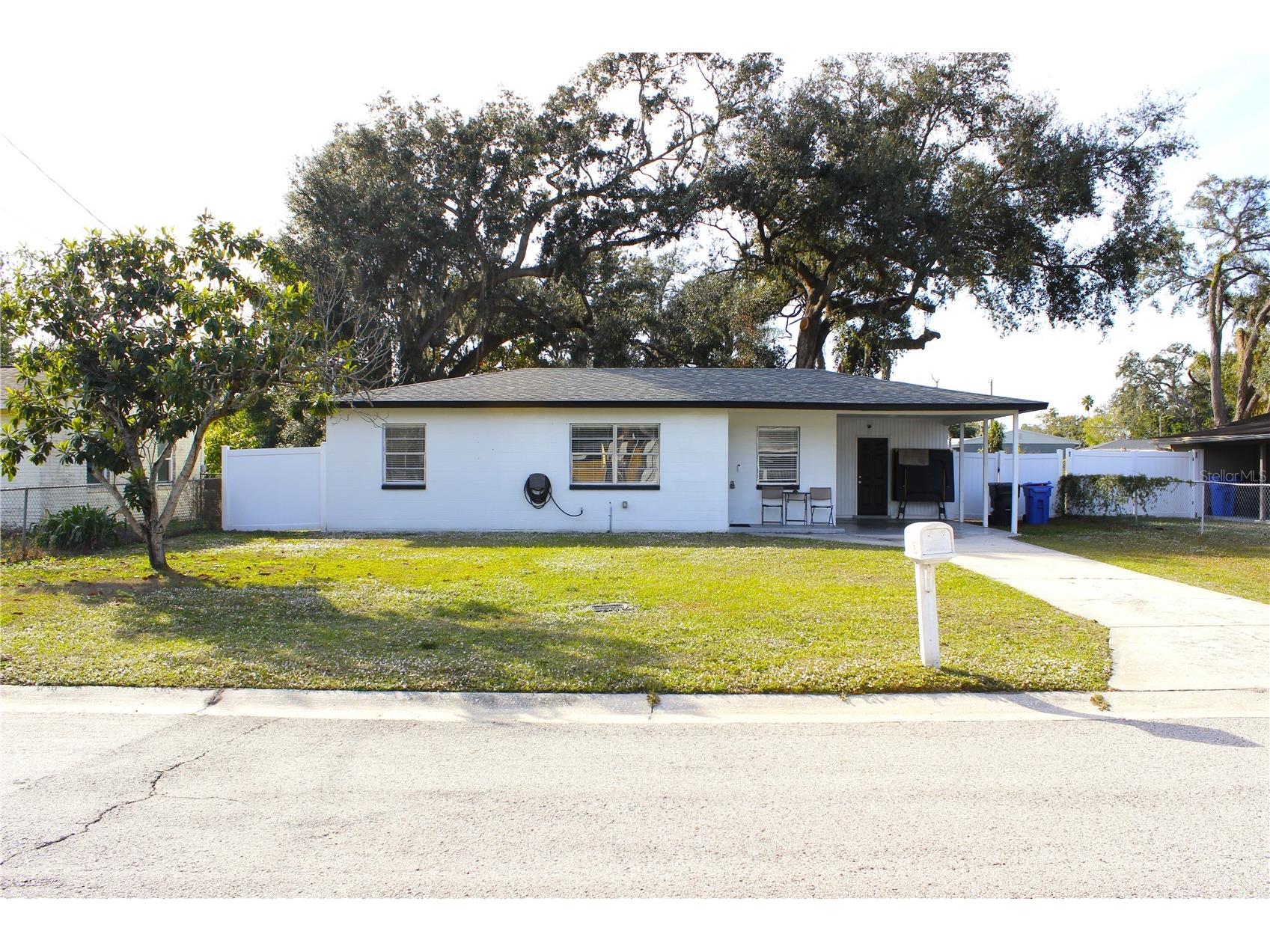 4316 Berkley Drive Tampa FL 33610 TB8464857 image1