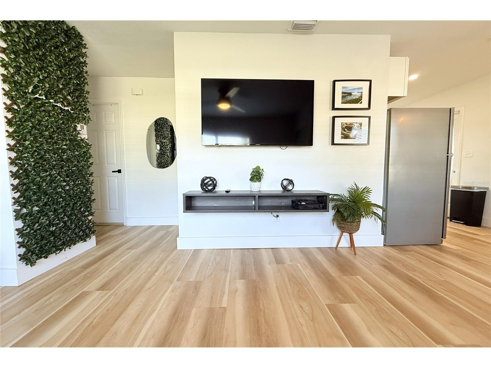 4316 Berkley Drive Tampa FL 33610 TB8464857 image20