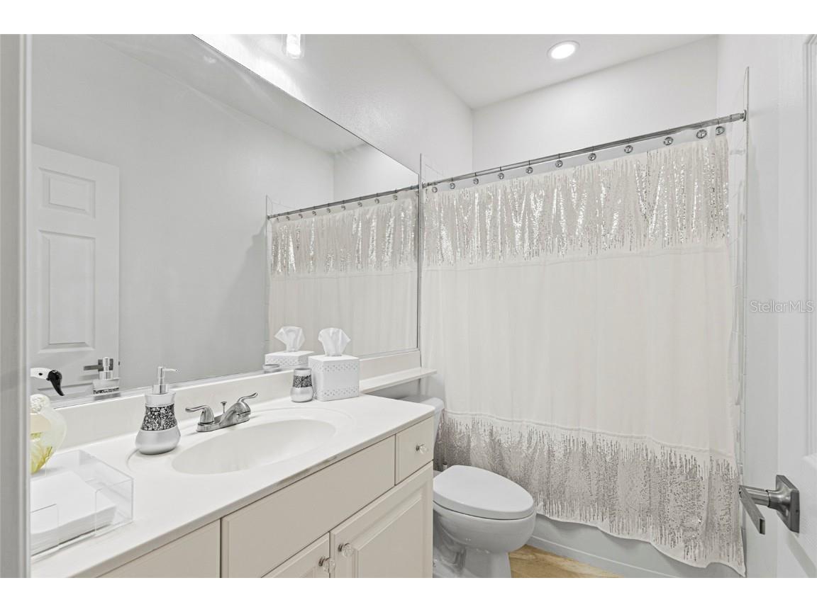 4316 Callista Lane Sarasota FL 34243 A4674352 image18