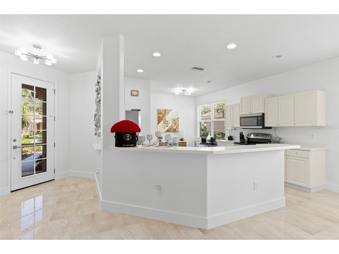 4316 Callista Lane Sarasota FL 34243 A4674352 image7