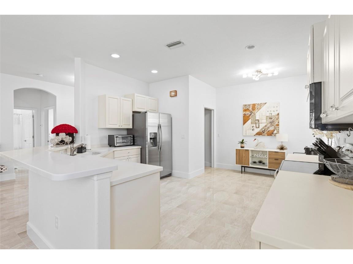 4316 Callista Lane Sarasota FL 34243 A4674352 image8