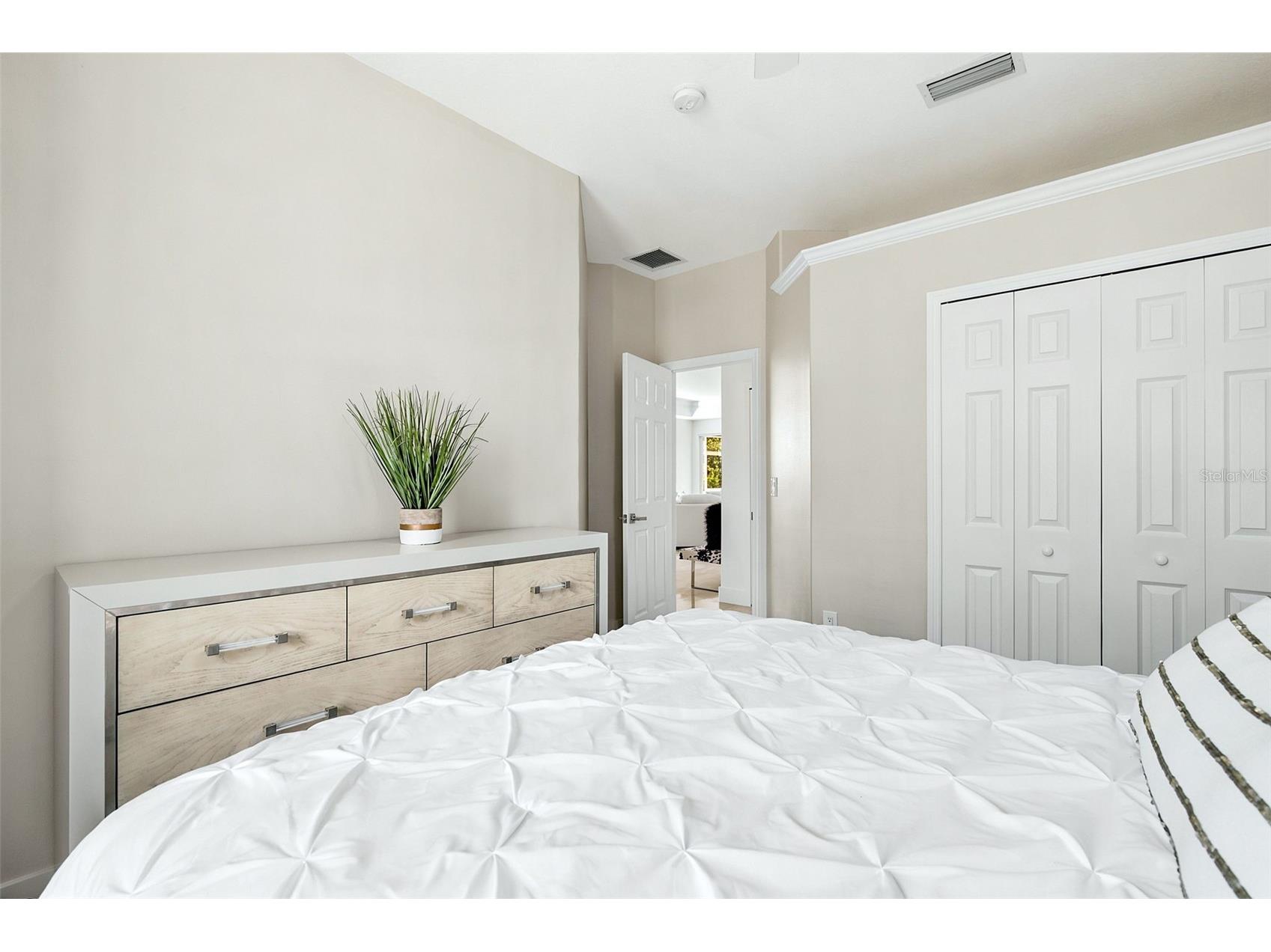 4316 Callista Lane Sarasota FL 34243 A4696912 image22