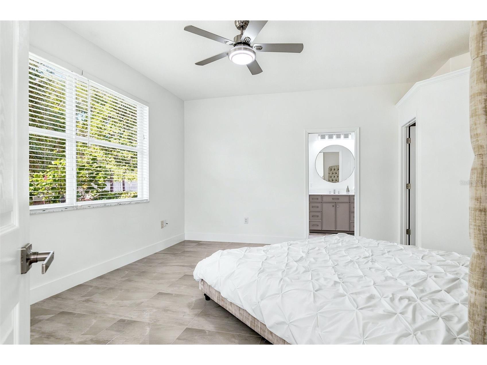 4316 Callista Lane Sarasota FL 34243 A4696912 image24
