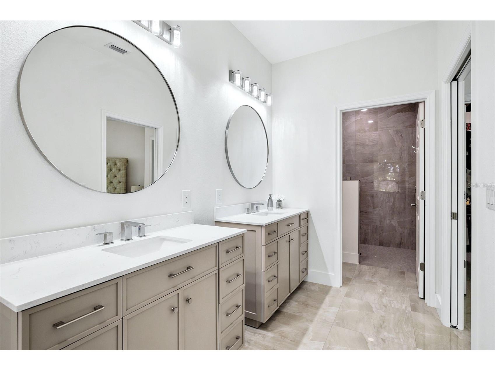 4316 Callista Lane Sarasota FL 34243 A4696912 image29