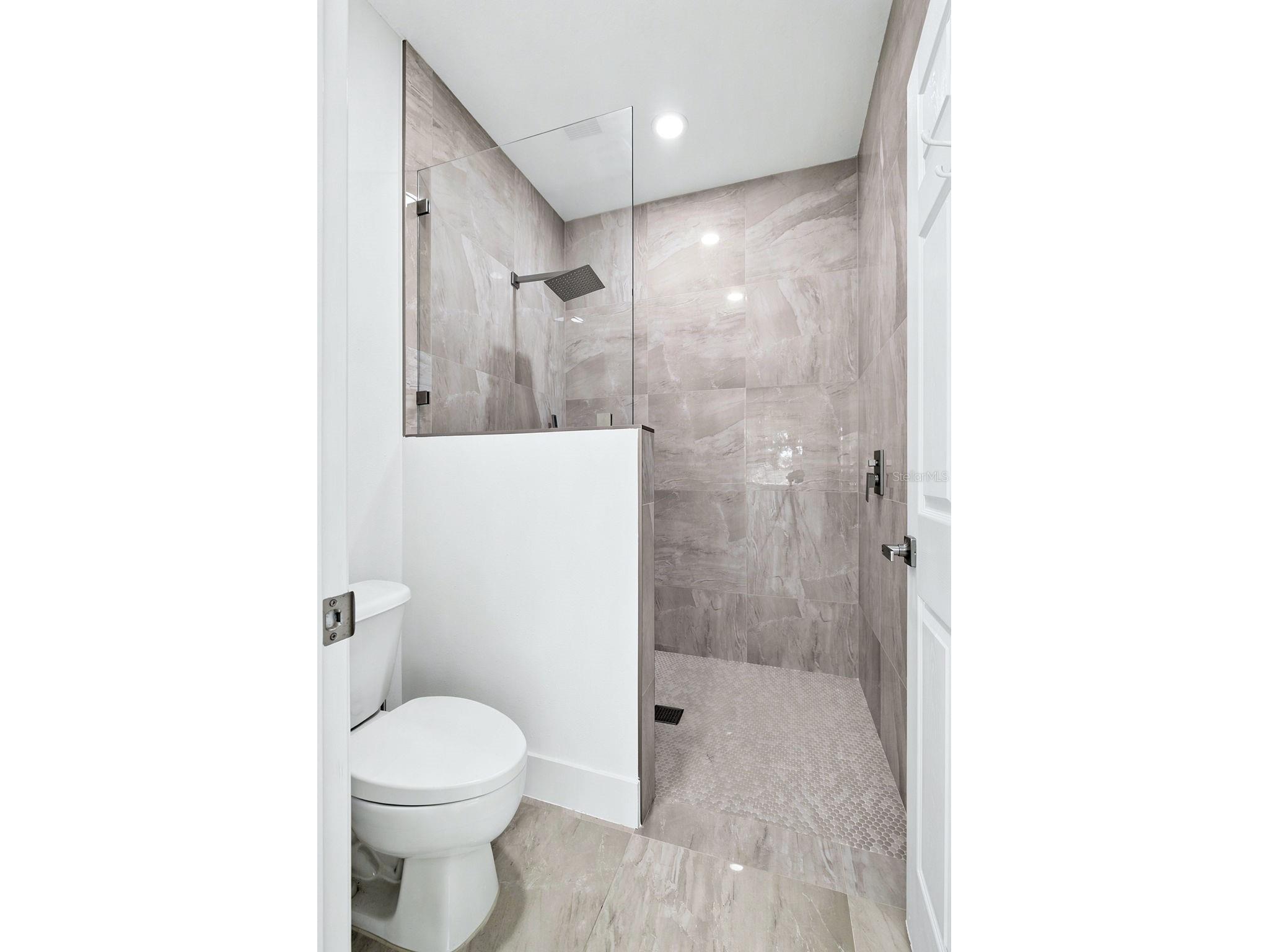 4316 Callista Lane Sarasota FL 34243 A4696912 image30