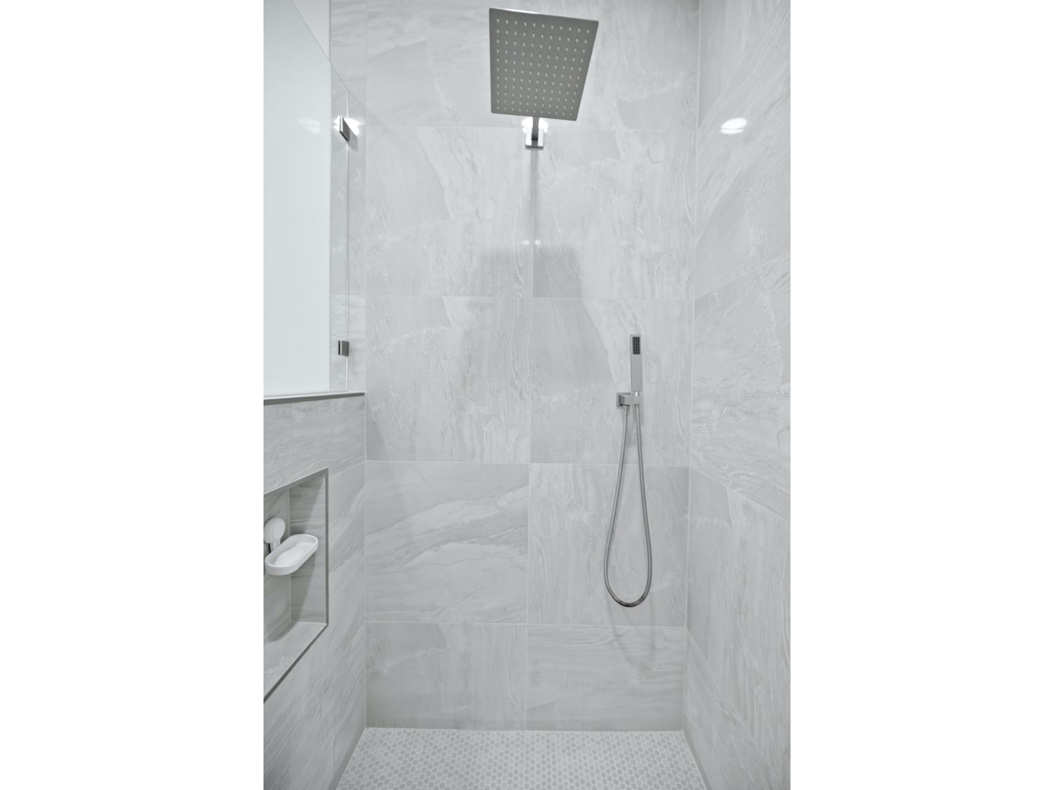 4316 Callista Lane Sarasota FL 34243 A4696912 image31