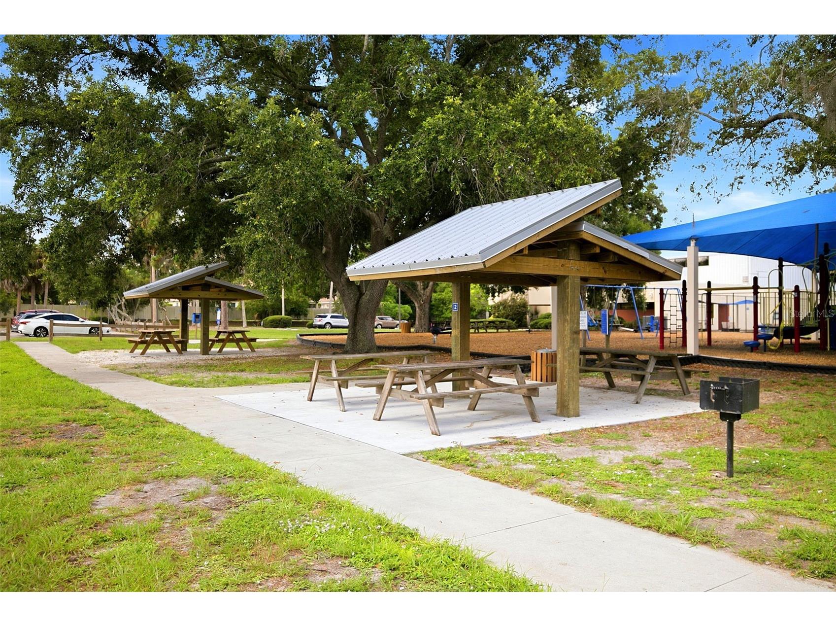 4316 Callista Lane Sarasota FL 34243 A4696912 image41