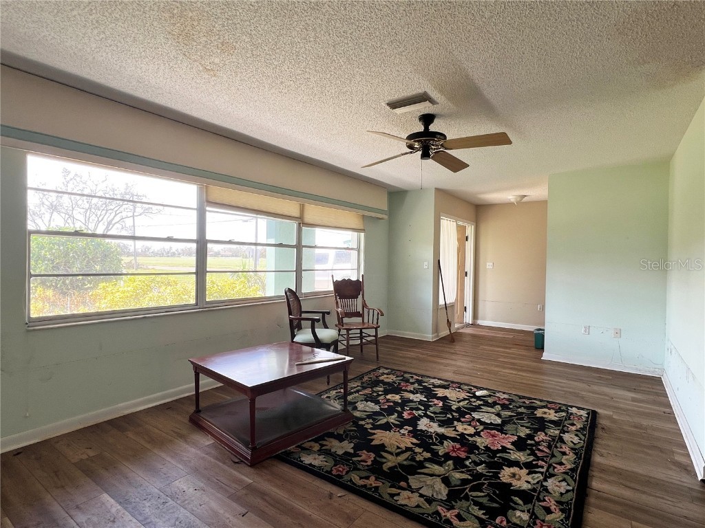 4316 Caloosa Drive, Palmetto, FL, 34221 MLS A4626250 Edina Realty