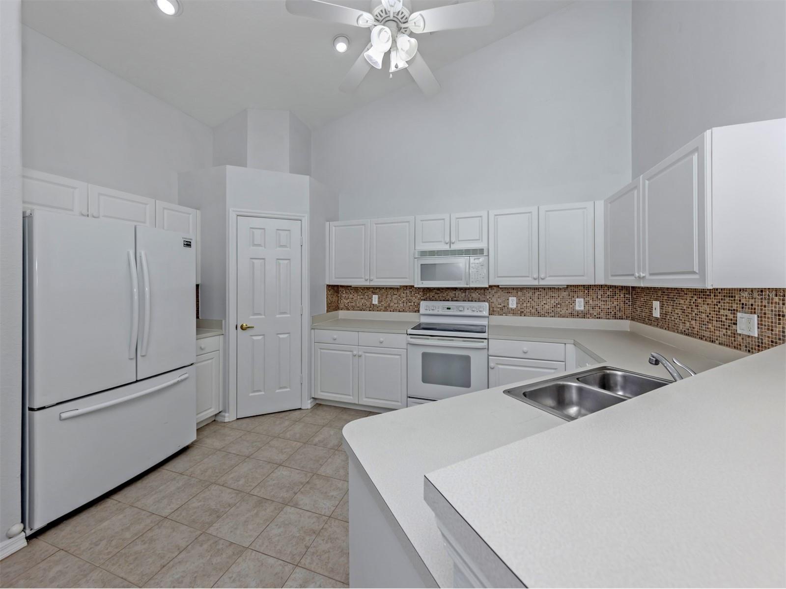 4316 Fairway Drive North Port FL 34287 A4694083 image14