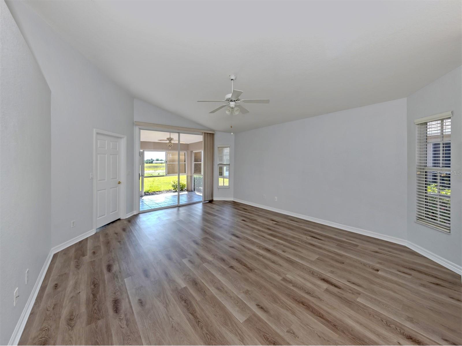 4316 Fairway Drive North Port FL 34287 A4694083 image7