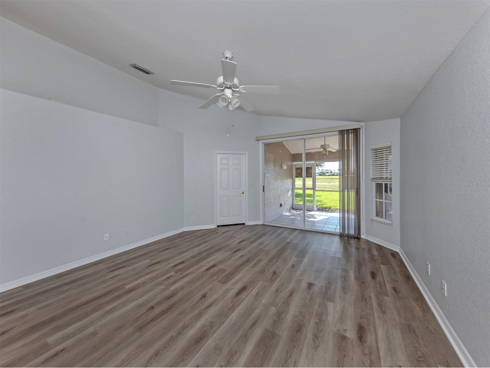 4316 Fairway Drive North Port FL 34287 A4694083 image8