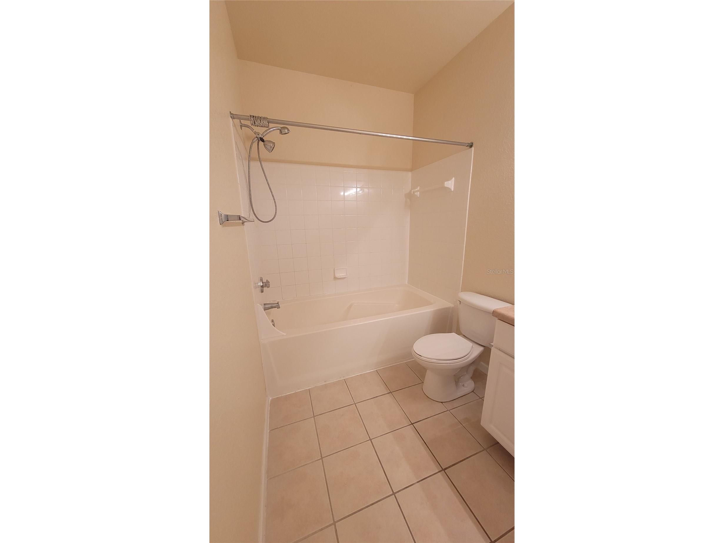 4316 NW 48th #106 Gainesville FL 32606 GC539774 image14