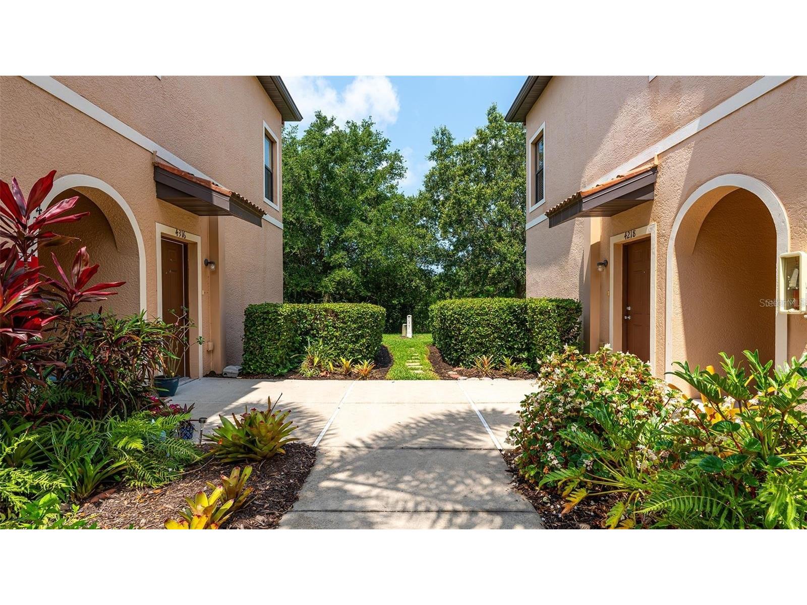 4316 Via Piedra Circle #5-204 Sarasota FL 34233 A4695996 image2