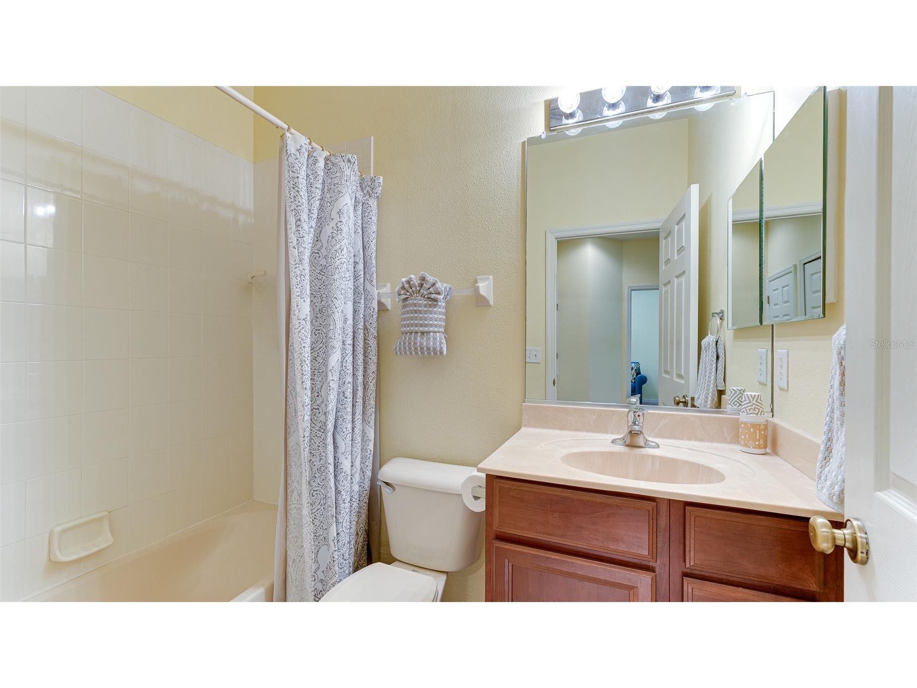 4316 Via Piedra Circle #5-204 Sarasota FL 34233 A4695996 image29