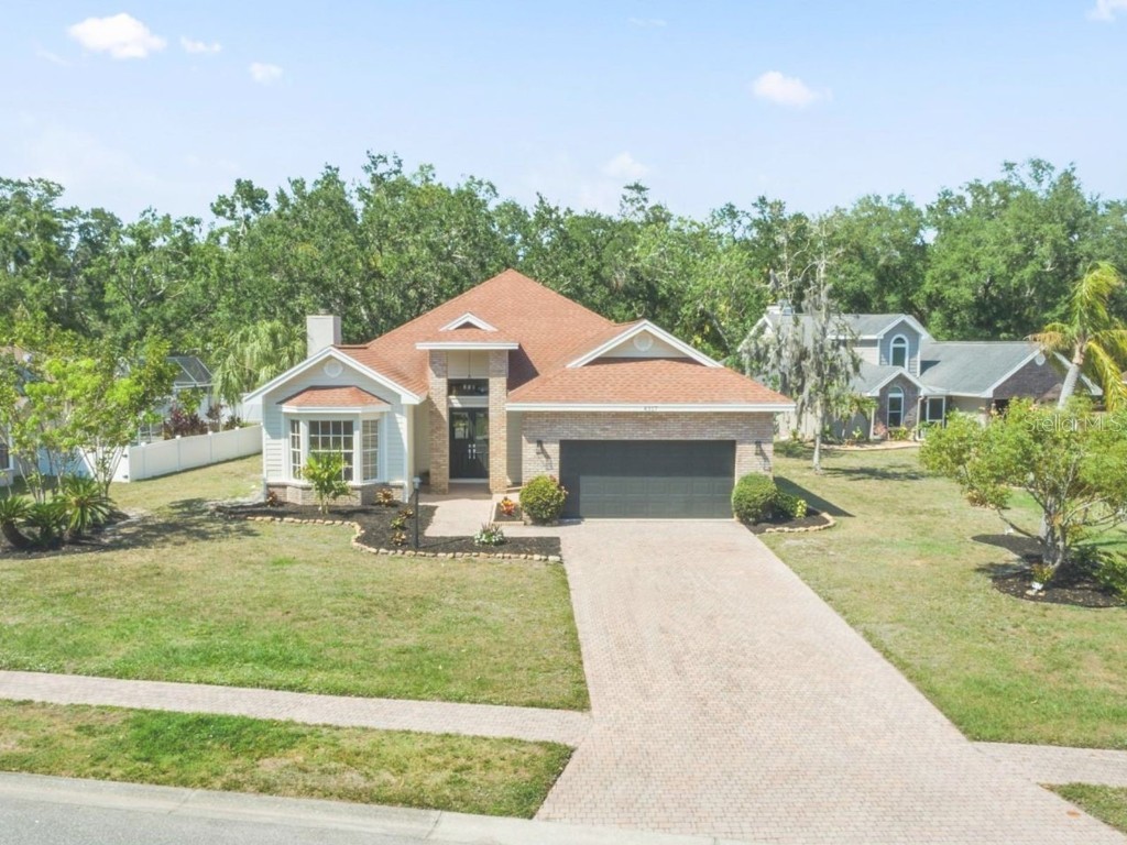 4317 74th Avenue E Sarasota FL 34243 A4659706 image1