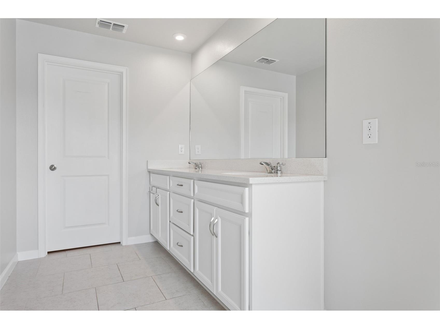 4317 Cloud Hopper Way Lutz FL 33559 TB8500396 image24
