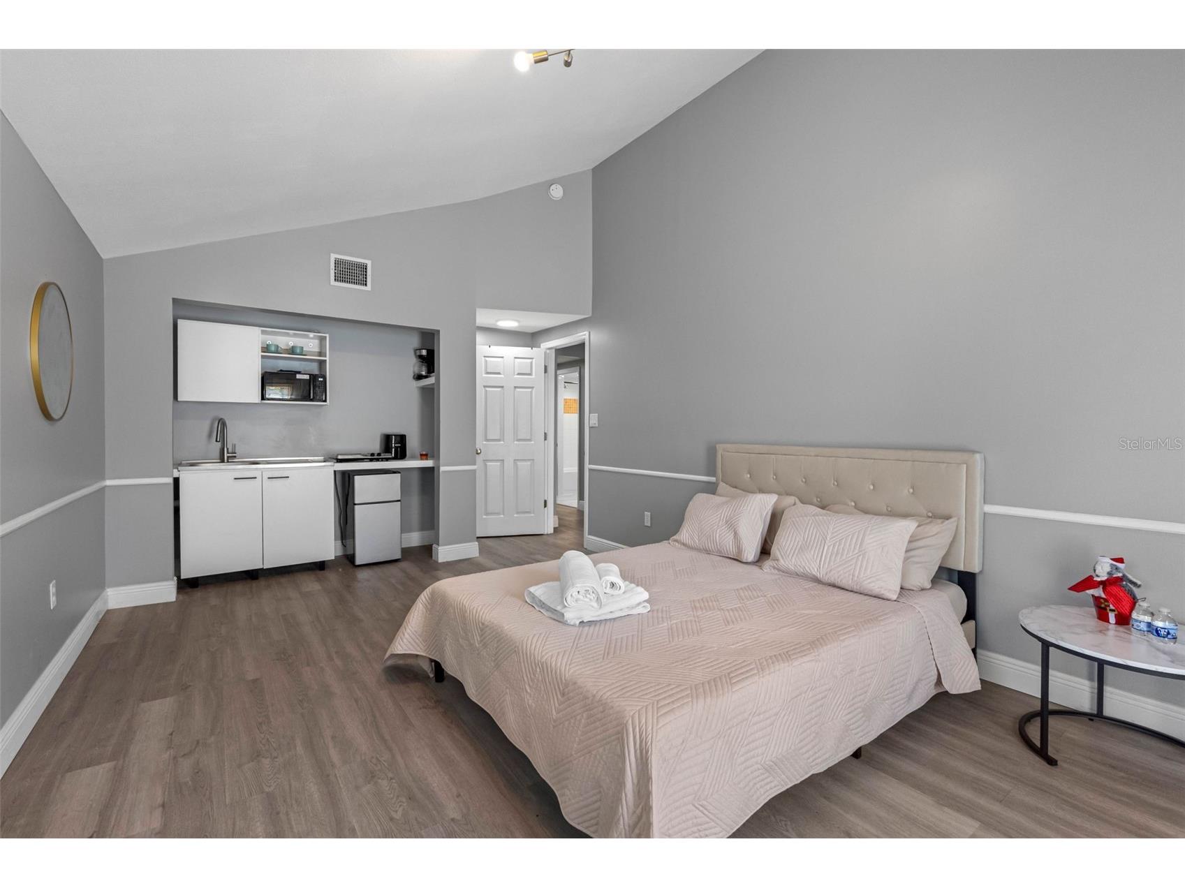 4317 E Regnas Avenue Tampa FL 33617 TB8479370 image16