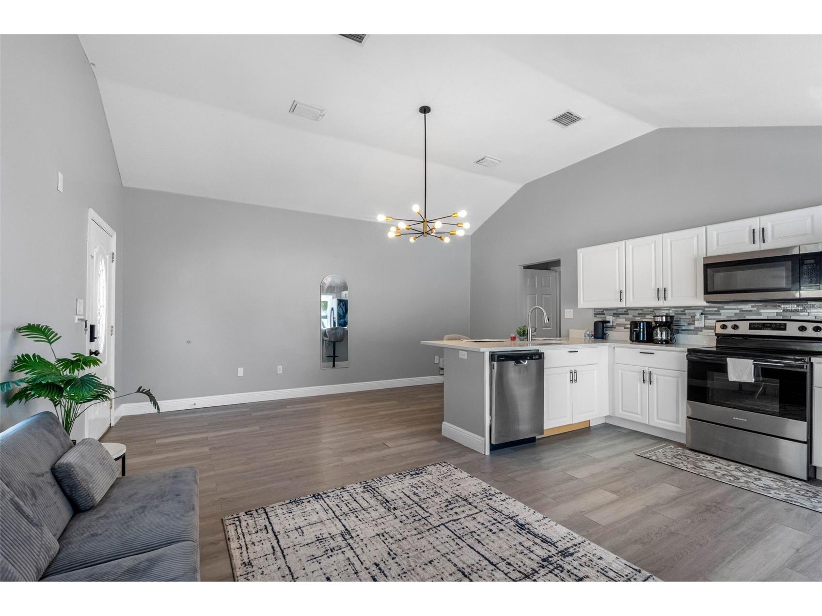 4317 E Regnas Avenue Tampa FL 33617 TB8479370 image30