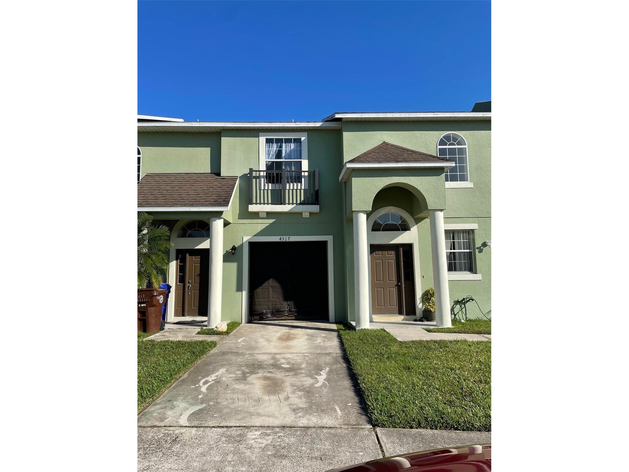 4317 Paradise Cove Court Kissimmee FL 34746 V4948773 image1
