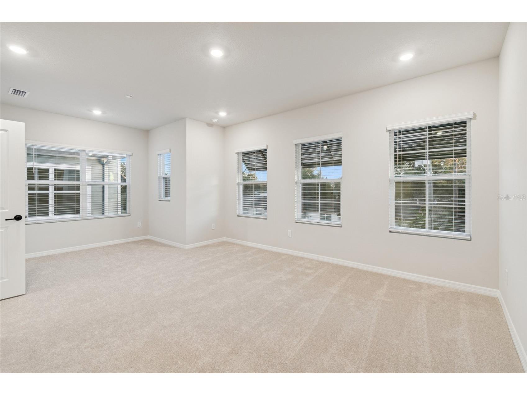 4317 Roush Avenue Orlando FL 32803 TB8436757 image17