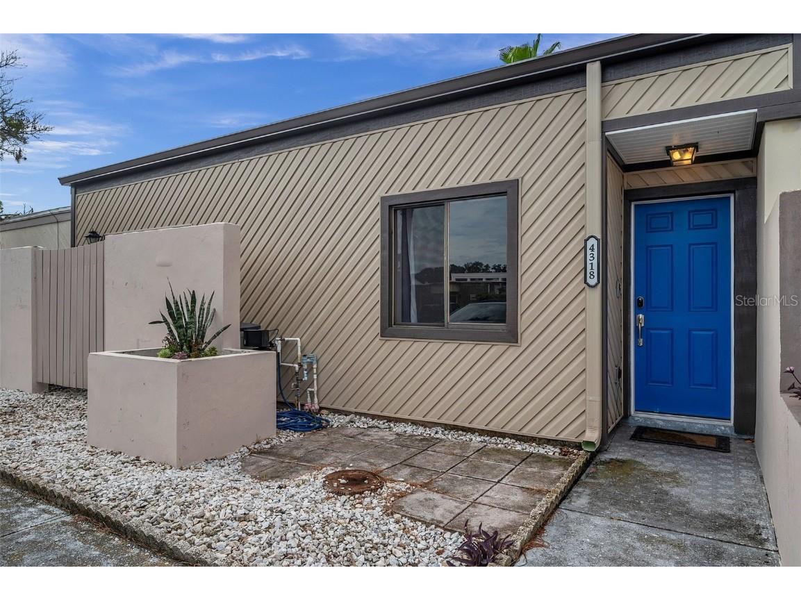 4318 Cedar Grove St Holiday FL 34691 U8205009 image1