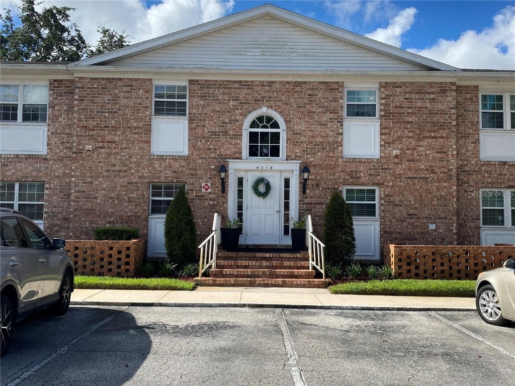 4318 Lake Underhill Road #17A5 Orlando FL 32803 - LAKE GILES O6308869 image1