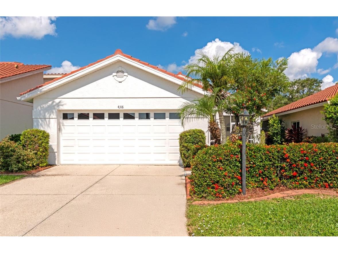 4318 Marcott Circle Sarasota FL 34233 A4658752 image1