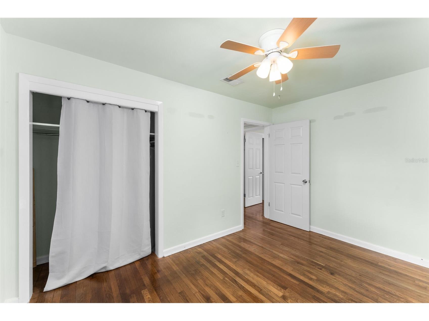 4318 NW 12th Terrace Gainesville FL 32609 GC541216 image15