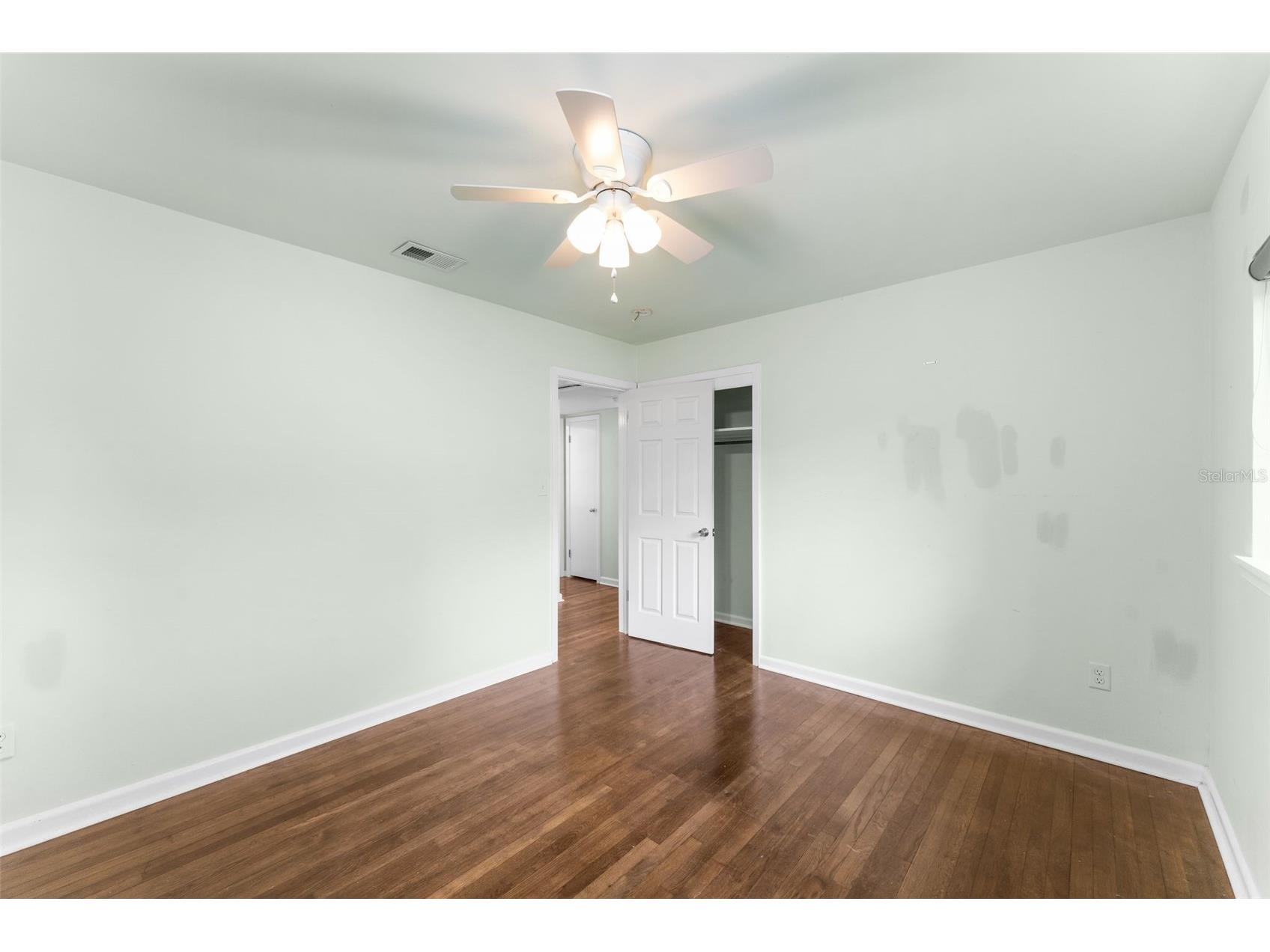 4318 NW 12th Terrace Gainesville FL 32609 GC541216 image16