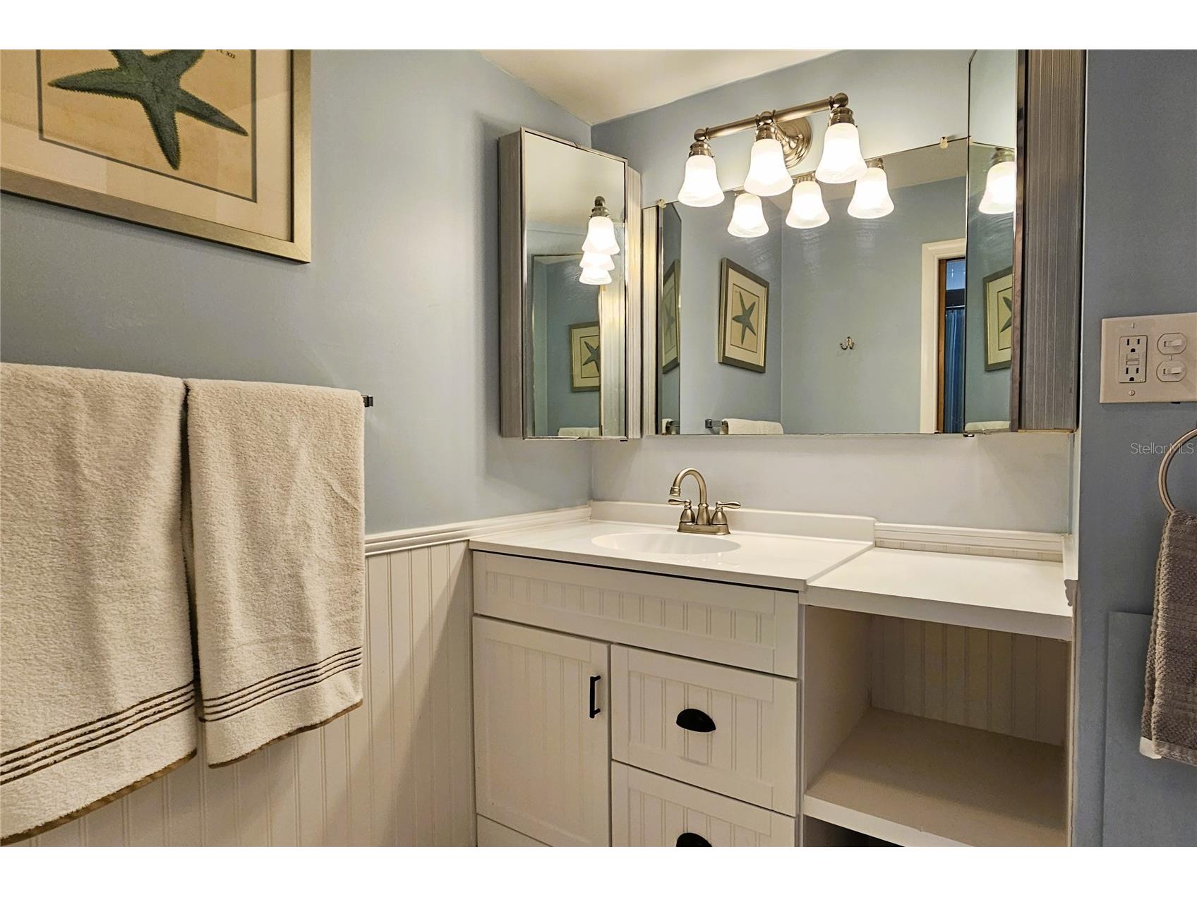 4318 Tahitian Gardens Circle #B Holiday FL 34691 TB8494072 image13