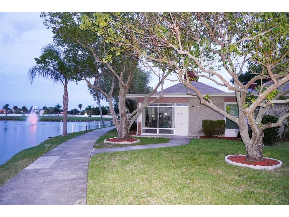 4318 Tahitian Gardens Circle #H Holiday FL 34691 U8204195 image1