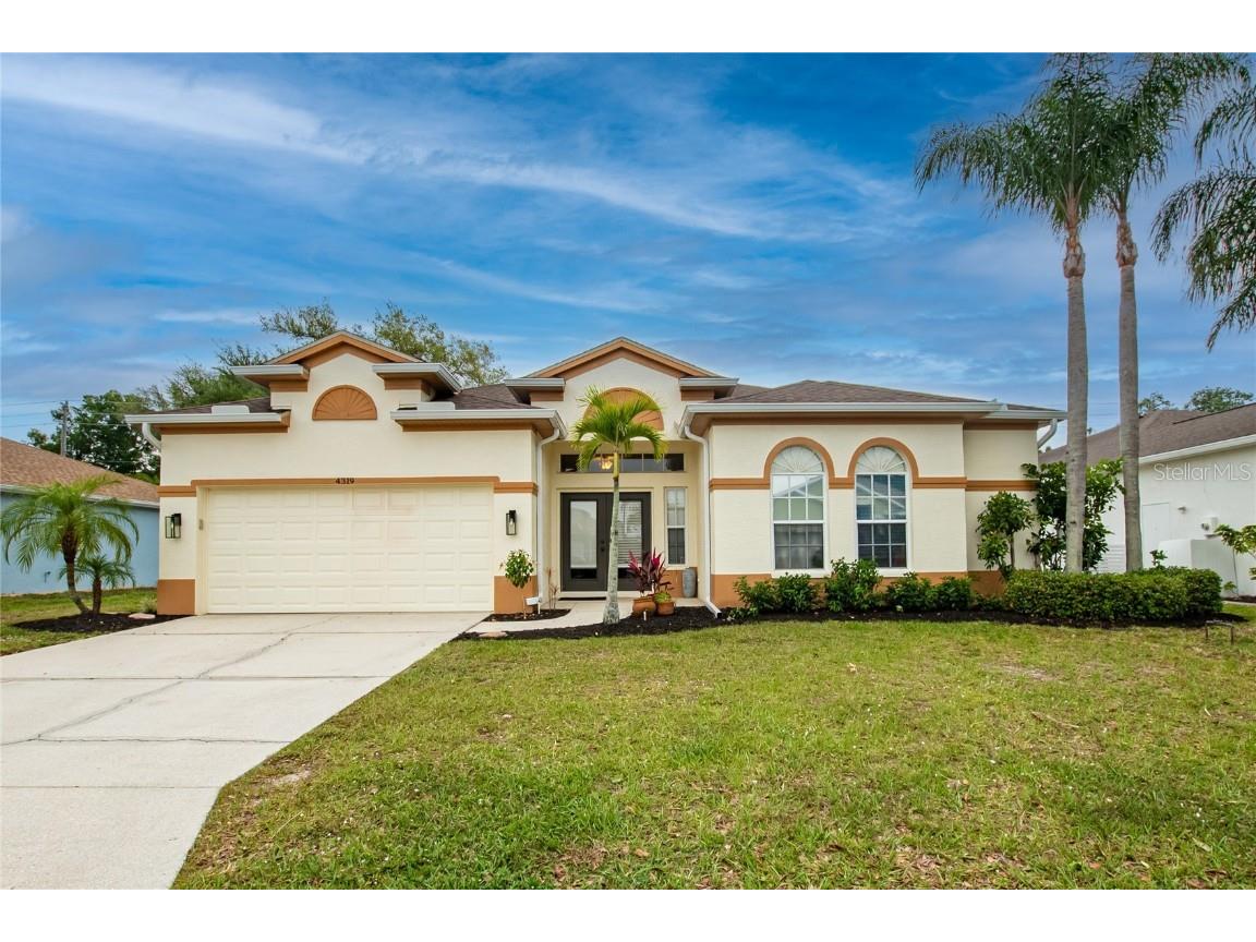 4319 Manfield Drive Venice FL 34293 P4929897 image1