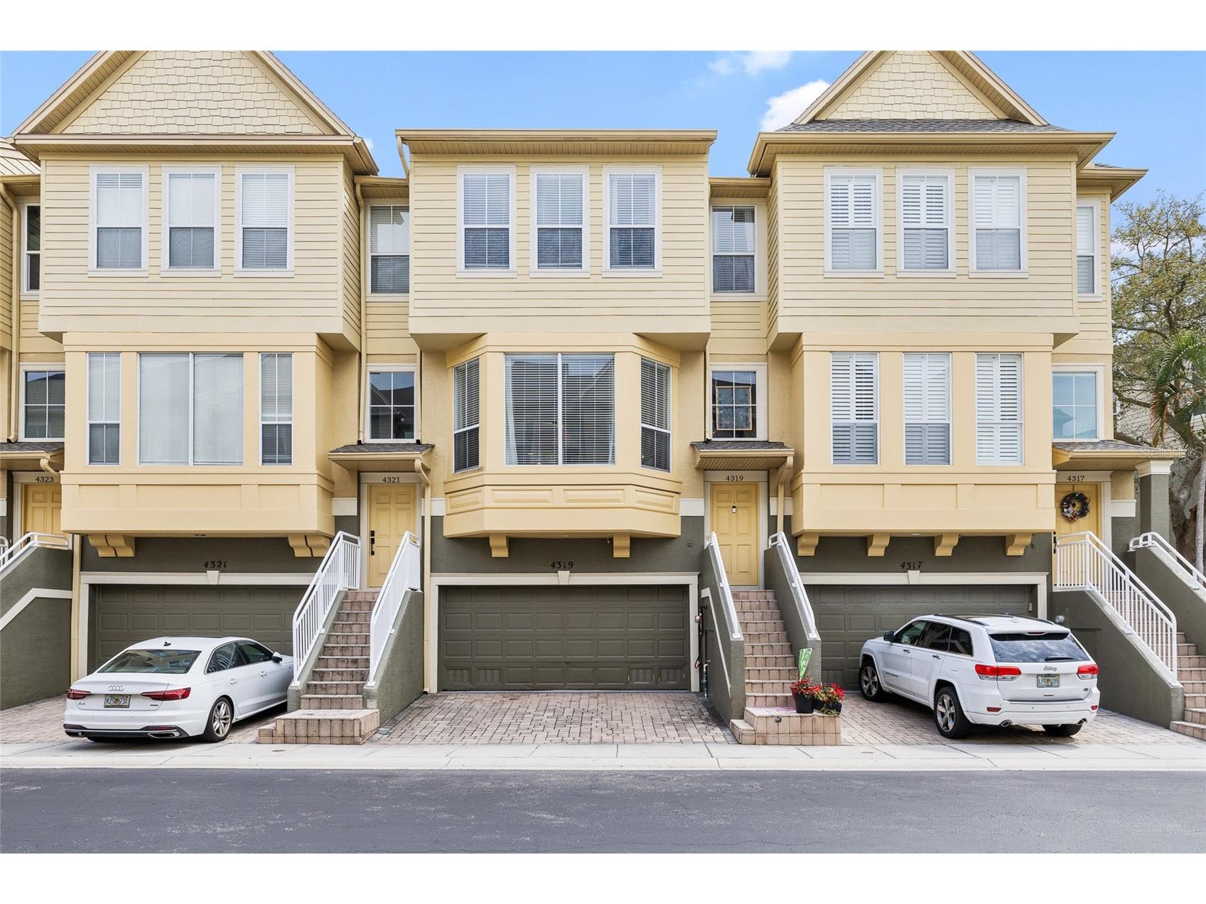 4319 Spinnaker Cove Ln Tampa FL 33615 TB8480083 image2