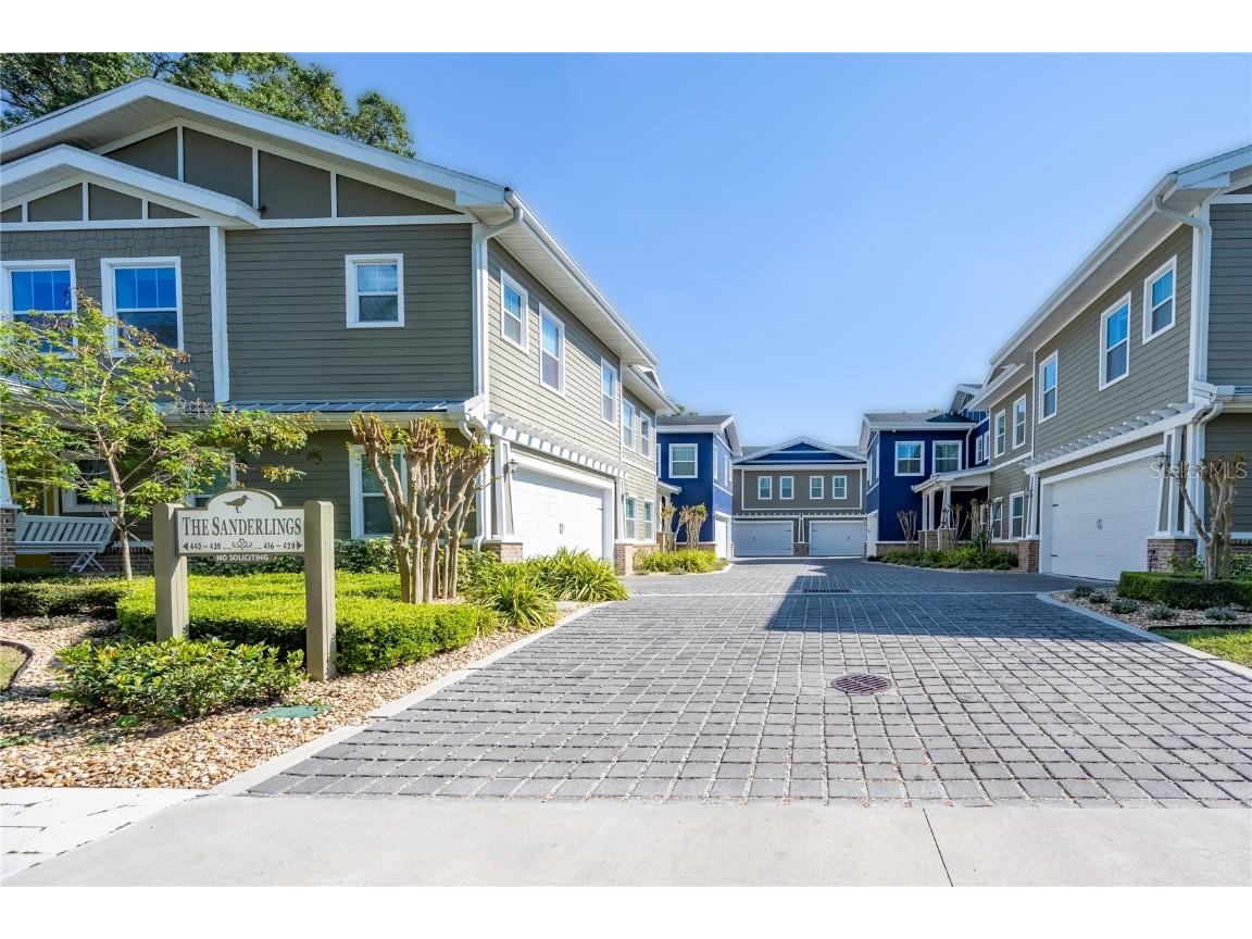 432 11th Avenue NE Saint Petersburg FL 33701 U8196289 image1