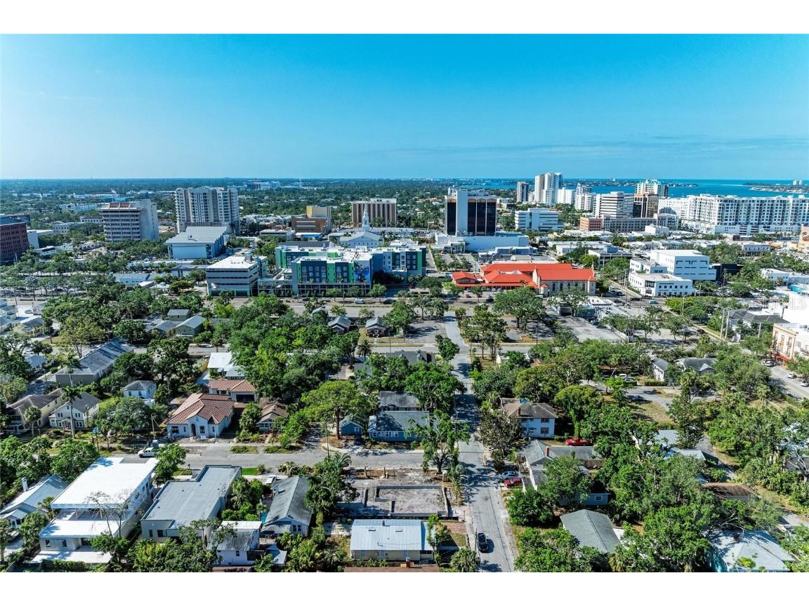 432 Adelia Avenue Sarasota FL 34236 A4667029 image43