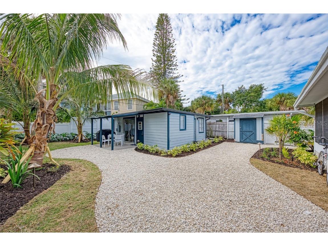 432 Avenida De Mayo #B Sarasota FL 34242 A4501341 image1