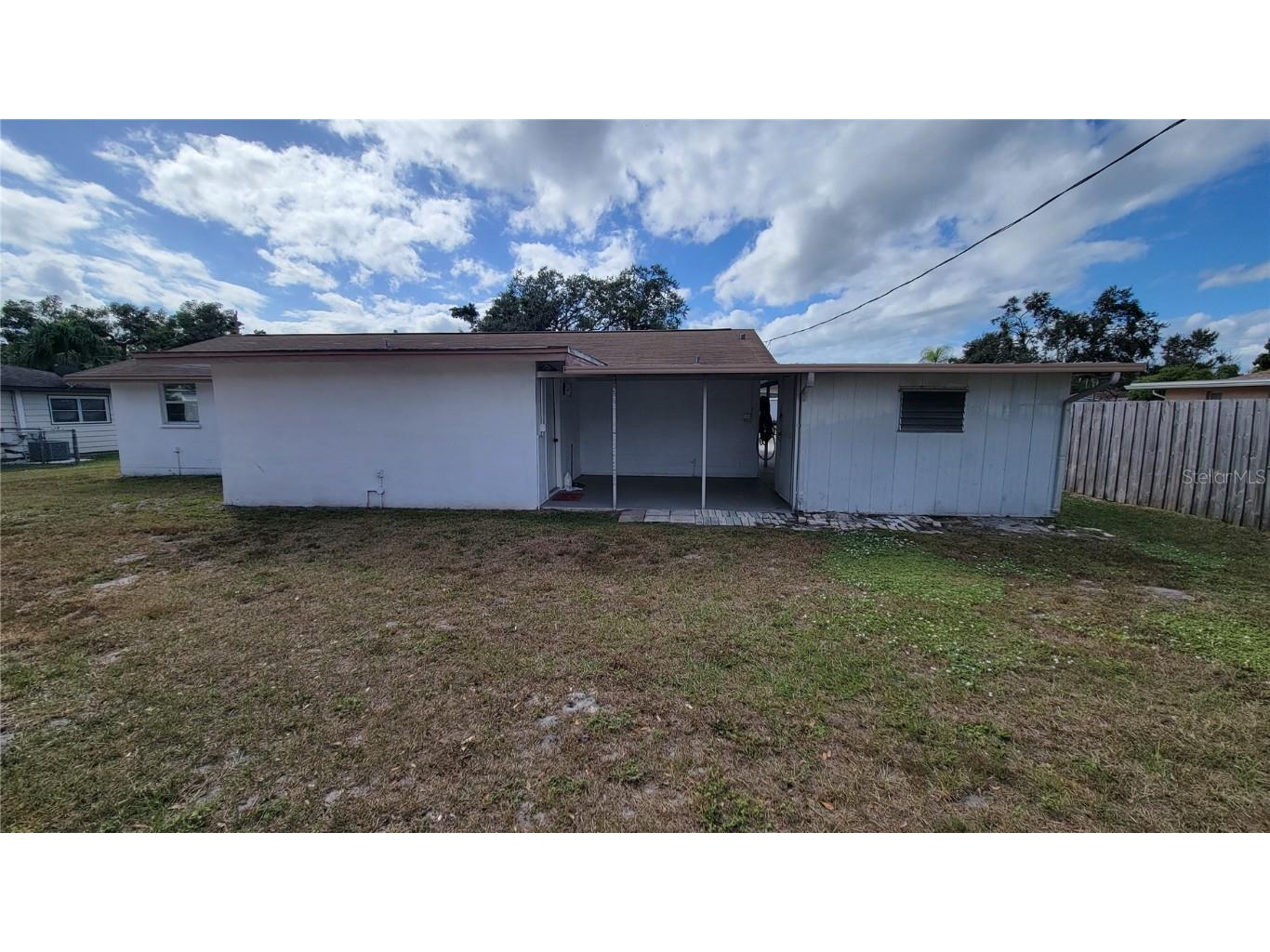 432 Crosby Court Sarasota FL 34237 A4670451 image4