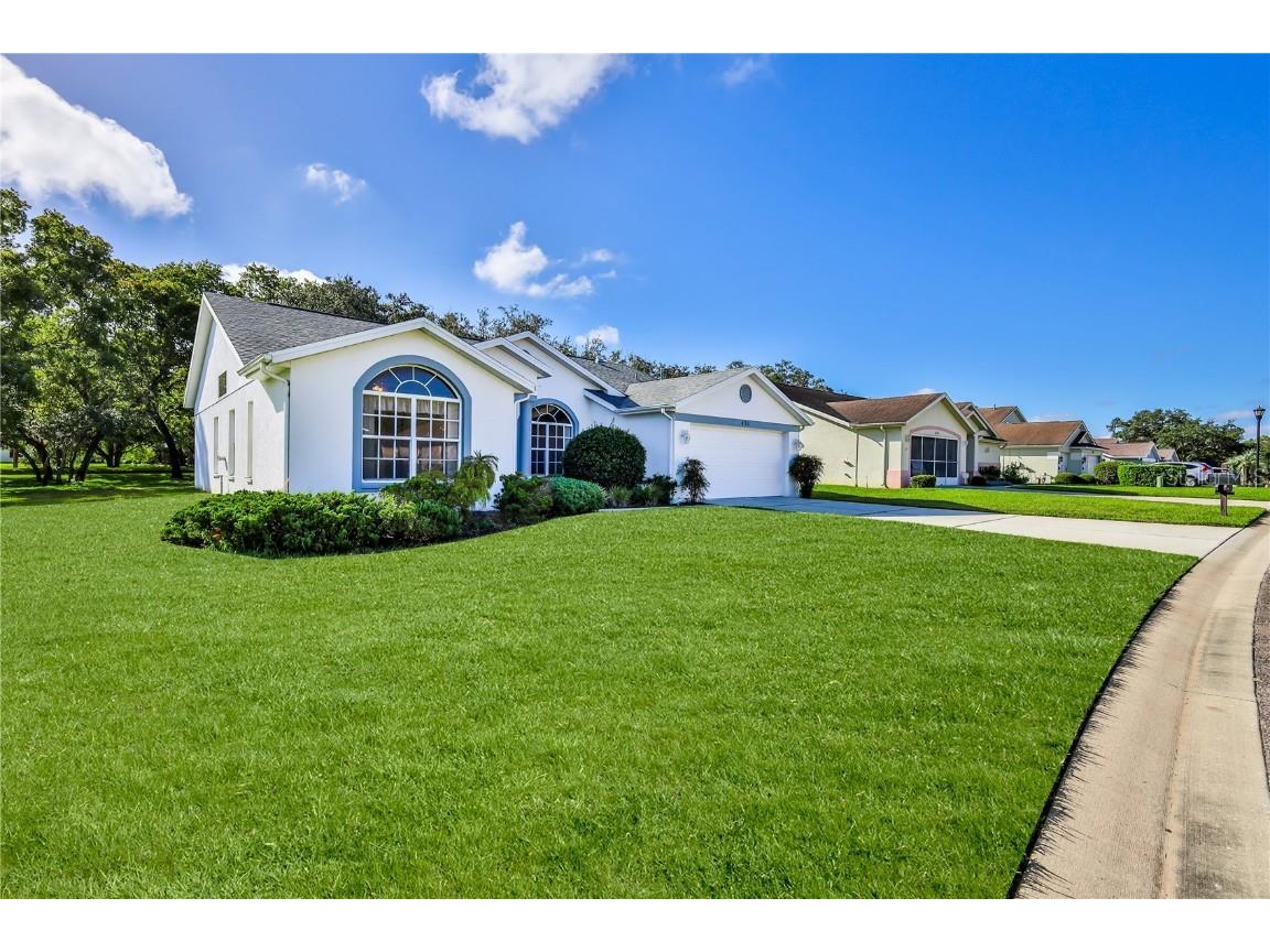 432 Mistwood Court Spring Hill FL 34609 W7879815 image2