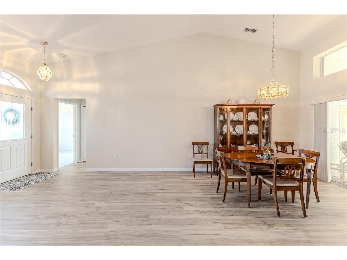 432 Mistwood Court Spring Hill FL 34609 W7879815 image9