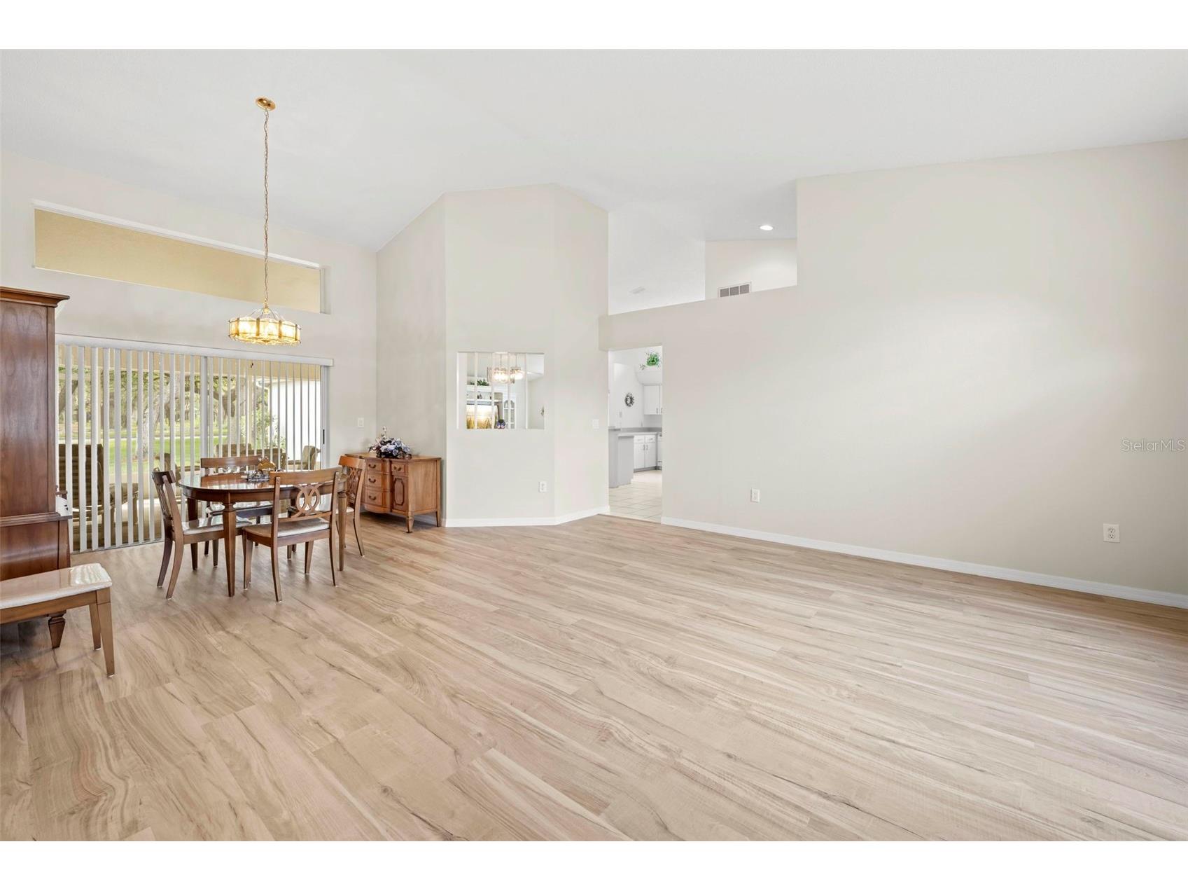 432 Mistwood Court Spring Hill FL 34609 W7884976 image5