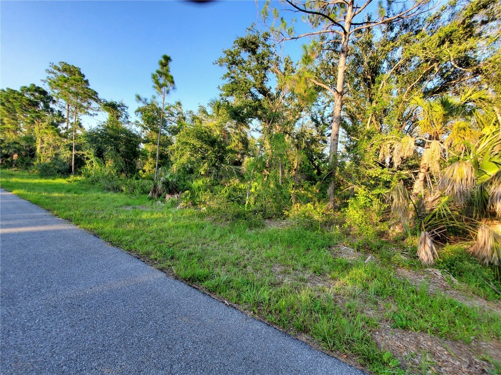 432 Munoz Street Port Charlotte FL 33953 D6130975 image1