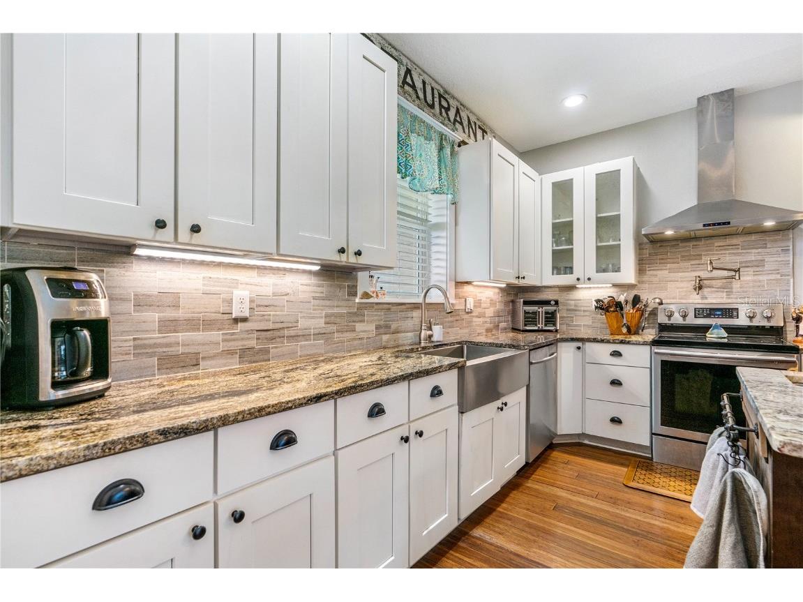 432 Palm Avenue Ormond Beach FL 32174 V4946151 image17