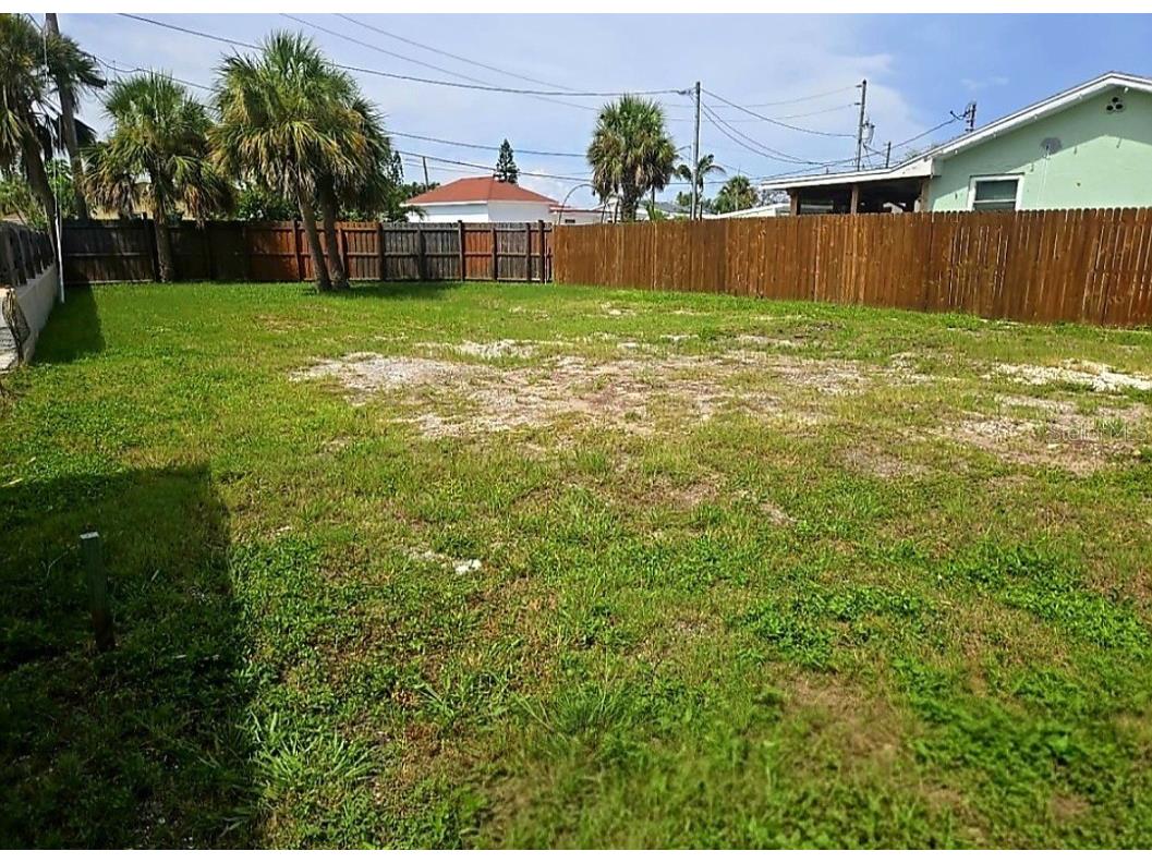 432 S Bayshore Drive Madeira Beach FL 33708 TB8370343 image1