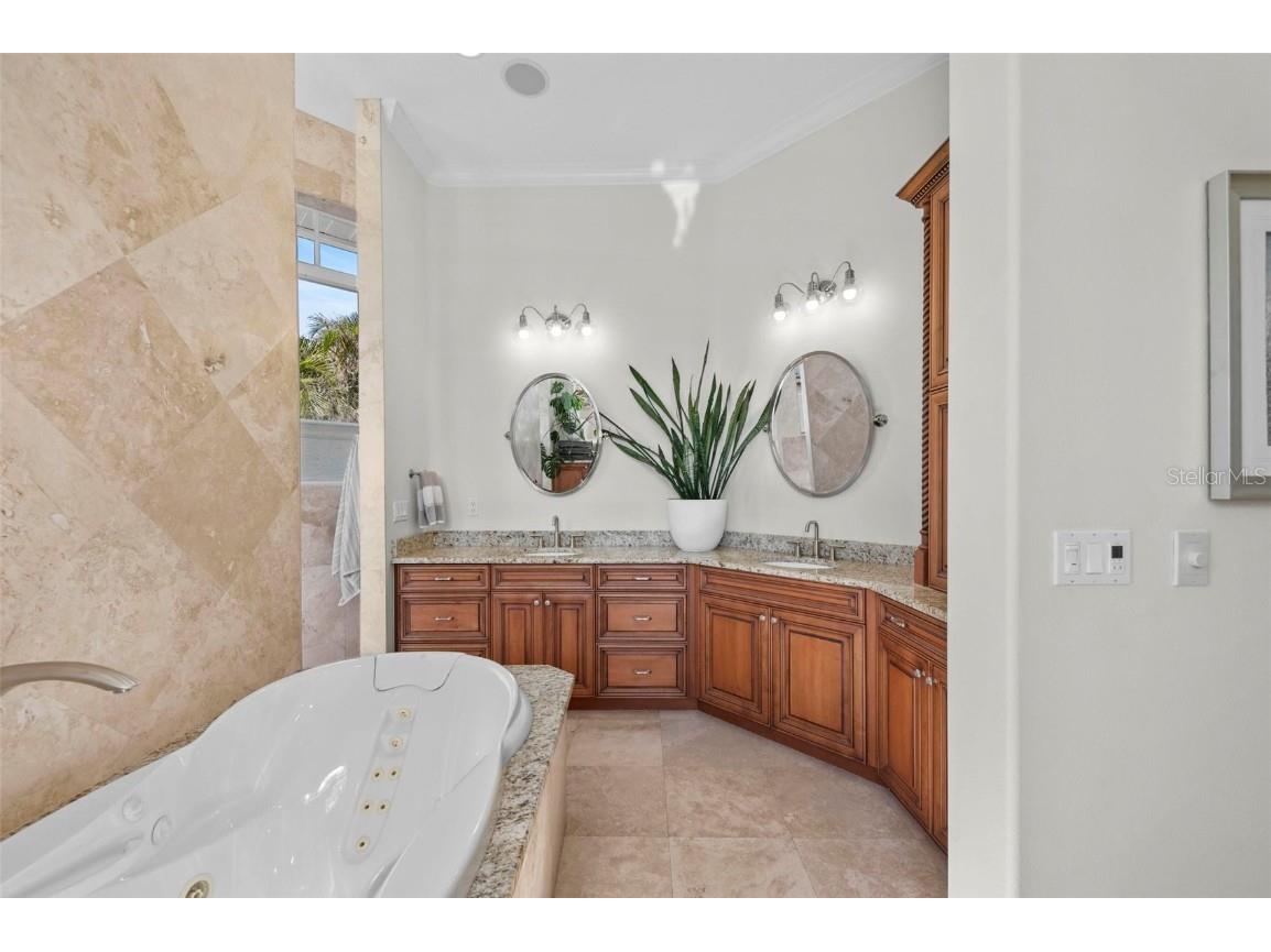 432 Sorrento Drive Osprey FL 34229 A4669597 image42