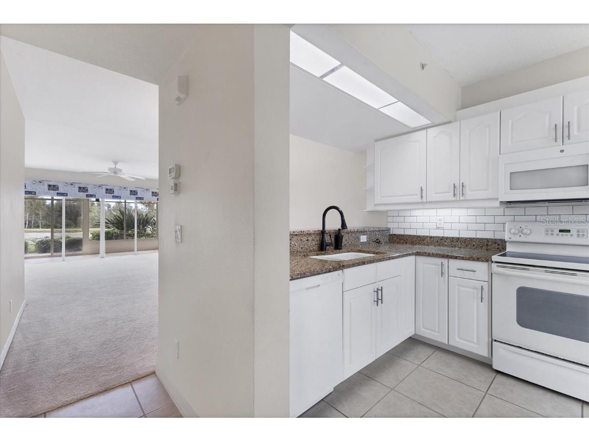 432 Sunset Lake Boulevard #102 Venice FL 34292 A4664009 image19